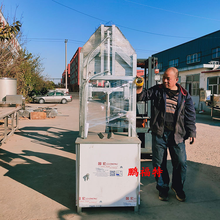 取猪脑花猪头劈半机、猪头劈半机切骨机价格1