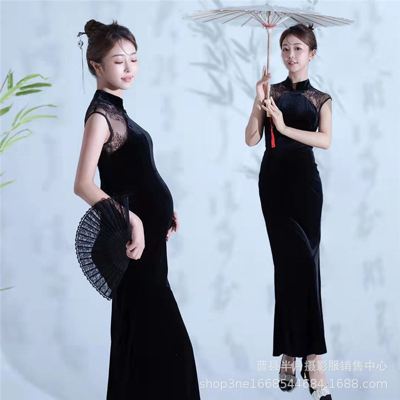 Pregnant women's photography clothing studio Chinese style retro lace velvet cheongsam big belly pregnant mother photo clothes Pregnant women's photography clothing studio Chinese style retro lace velvet cheongsam big belly pregnant mother photo clothes