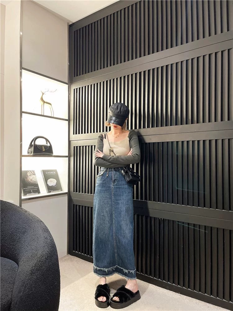 Pelzige Hausschuhe für Damenoberbekleidung im Herbst 2023, Baumwollhausschuhe mit offener Spitze_voghion.com