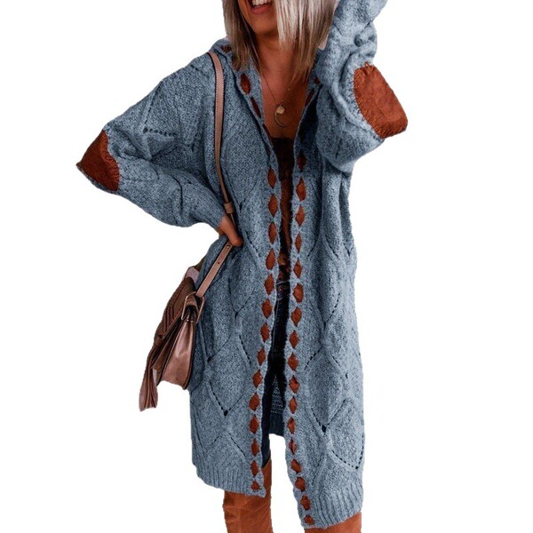 Spring knitted patch with hood