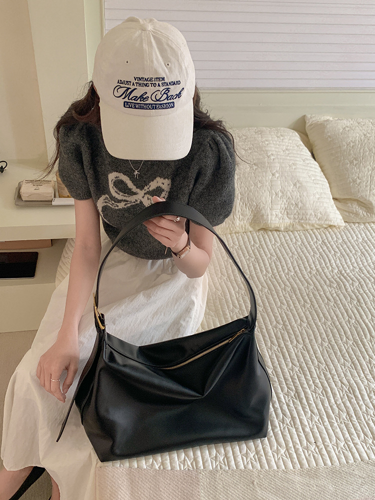 Korean Versatile Soft Collapse and Minimalist Style Single Shoulder Big 2024 New Women's Large Capacity Crossbody Bag_voghion.com