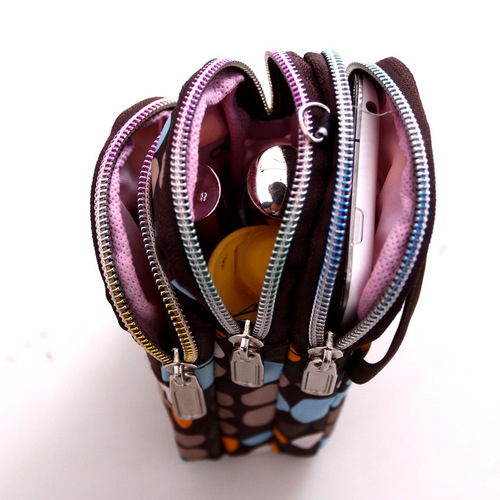 Fashionable casual simple women's crossbody bag outdoor sports arm bag middle-aged mother shopping mobile phone bag coin purse