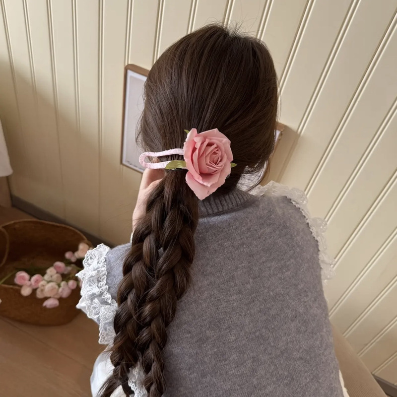 後頭部にツイストクリップが付いた新しいスタイルのワンラインヘアクリップ、軽い高級感と高級感のあるヘアクリップ、女性用のアヒルのくちばしクリップヘッドドレス|undefined