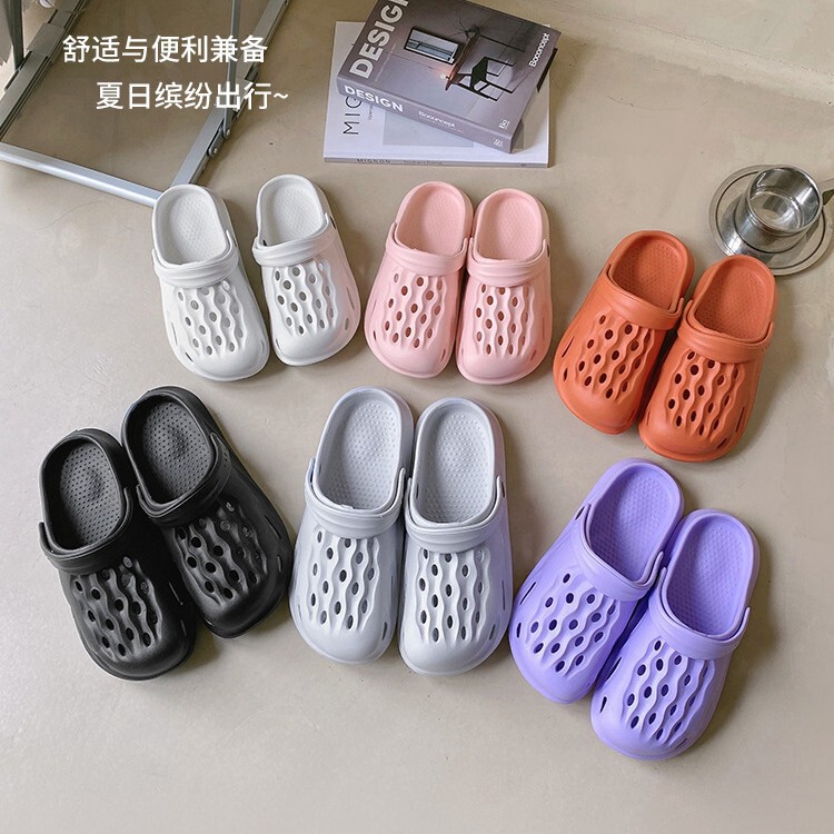 606 Summer New Hole Shoes Men and Women Casual Beach Outer Wear Slippers EVA Thick Sole Breathable Garden Shoes One Generation 606 Summer New Hole Shoes Men and Women Casual Beach Outer Wear Slippers EVA Thick Sole Breathable Garden Shoes One Generation