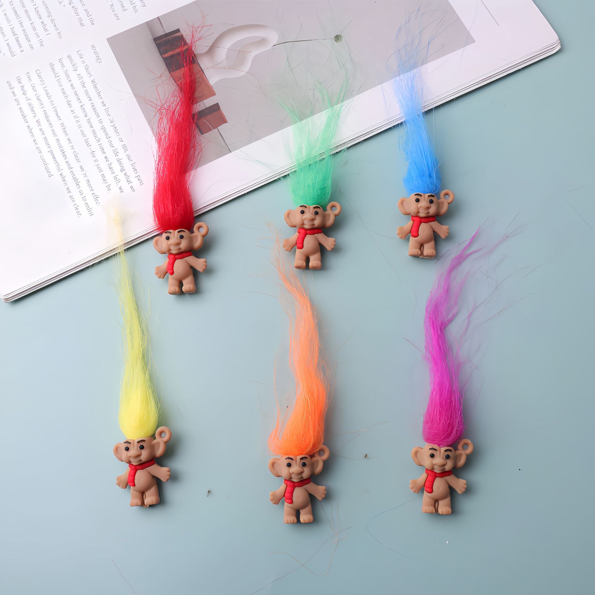 Muñecas trolls elfos de cabello mini cabello largo clown muñecas creativas muñecas juguetes de huevos