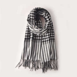 New Houndstooth Round-Neck Plaid Faux Cashmere Scarf, European and American Street Style, Fringed Plaid Scarf for Women, Autumn and Winter, Warm, Fashionable and Versatile