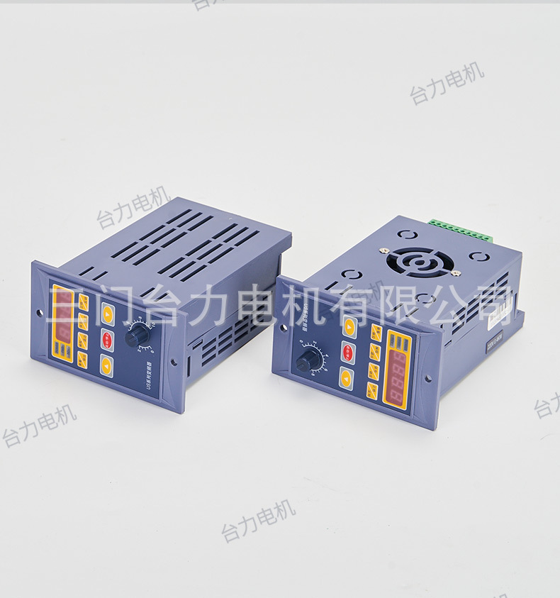 USƵ 222_10.jpg