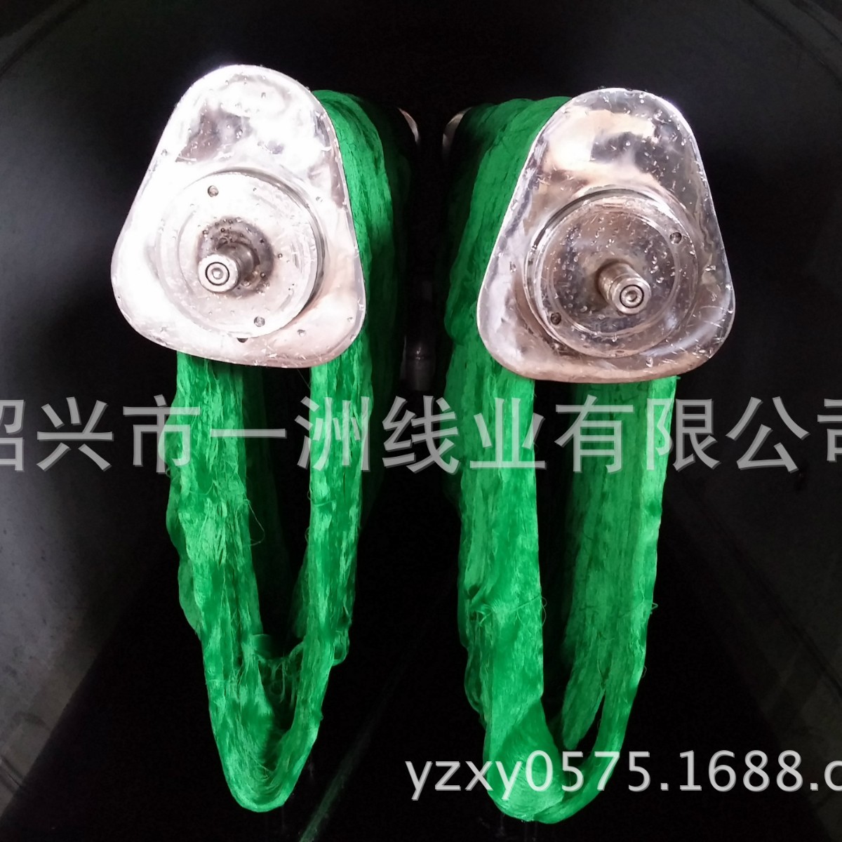 厂家供应各种规格绣花线加工染色染料环保不褪色