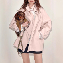 奶油蜜桃粉袖里撞格短款风衣外套女设计感小个子春新款