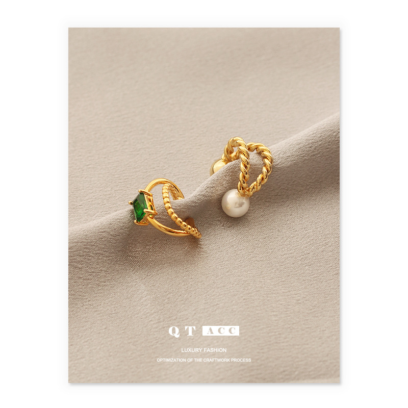 Latón 18K oro real/ZIRCON con incrustaciones de moda europea y americana ronda Twist doble línea perla earless oído hueso clip femenino