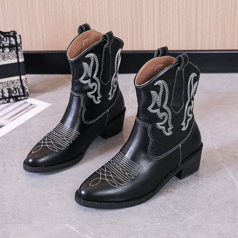 Western Cowboy Boots for Women with Thick Heels, European and American Autumn and Winter New V-Mouth Embroidered Sleeve Boots, British Short Knight Boots