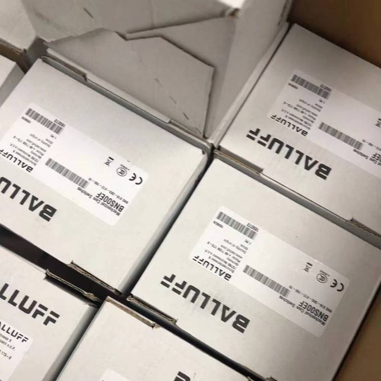 Balluff巴鲁夫BESM08EF-PSC15B-BP02-003法兰插座