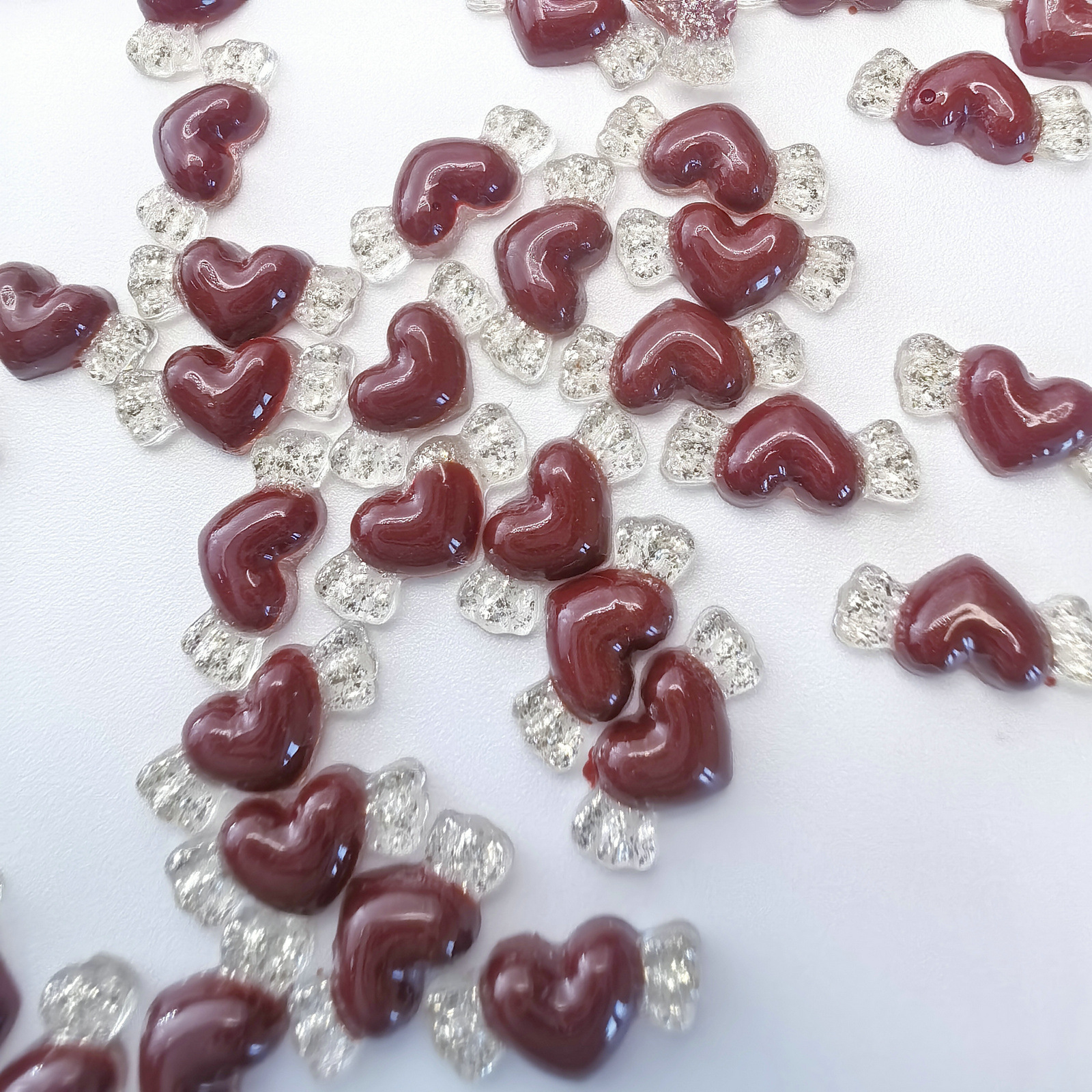 迷你爱心翅膀美甲饰品批发树脂配件手机壳发夹装饰材料0004.