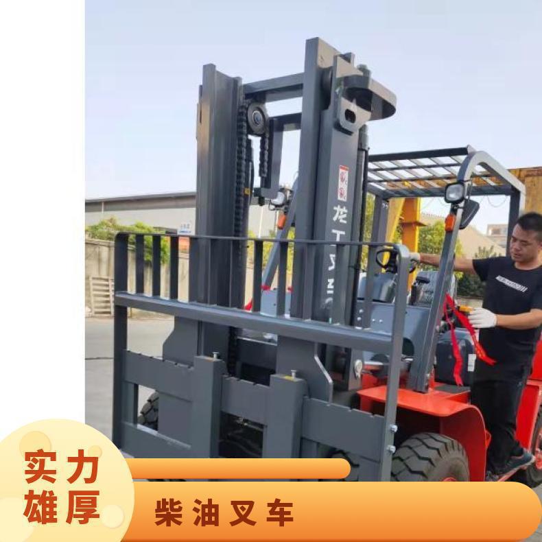 龙工叉车装载承重量大四轮厂房用搬运内燃促销