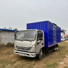 跨境出售二手福田奥铃5-8吨轻卡车大容量集装箱现车出口工厂自营