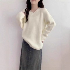 欧美跨境针织毛衣女秋冬新款卷边设计感v领宽松休闲套头女装毛衣
