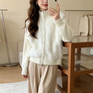 �����Lᘿ�ƴ�ӷ�ˮ���q�_������Ů�ﶬ�¿�С�����@��ë��Ů����
