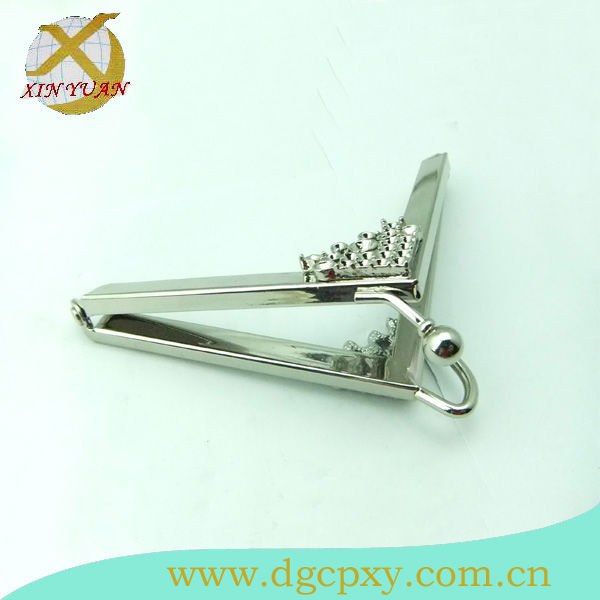 厂家供应手袋三角银色夹框 ，手抓包品质优良 价格从优