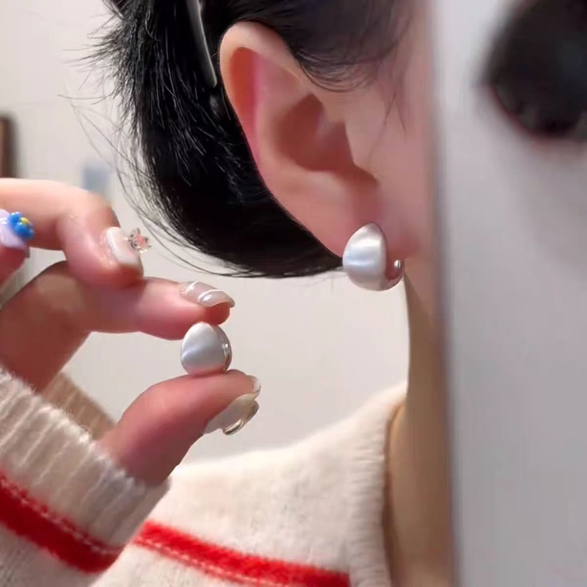 简约气质拉丝银耳扣法式高级感耳圈2025新款小众设计感复古耳饰女