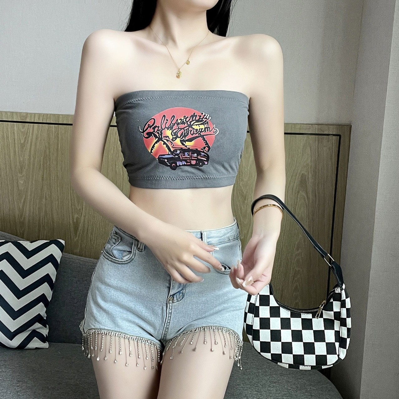 3-21 Sujetador de una sola palabra con estampado de moda de nuevo estilo sexy corto envuelto en el pecho sin tirantes top de tubo de todo fósforo