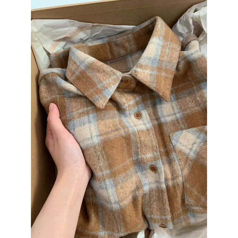 Наденьте стиль колледжа в стиле гонконгского стиля