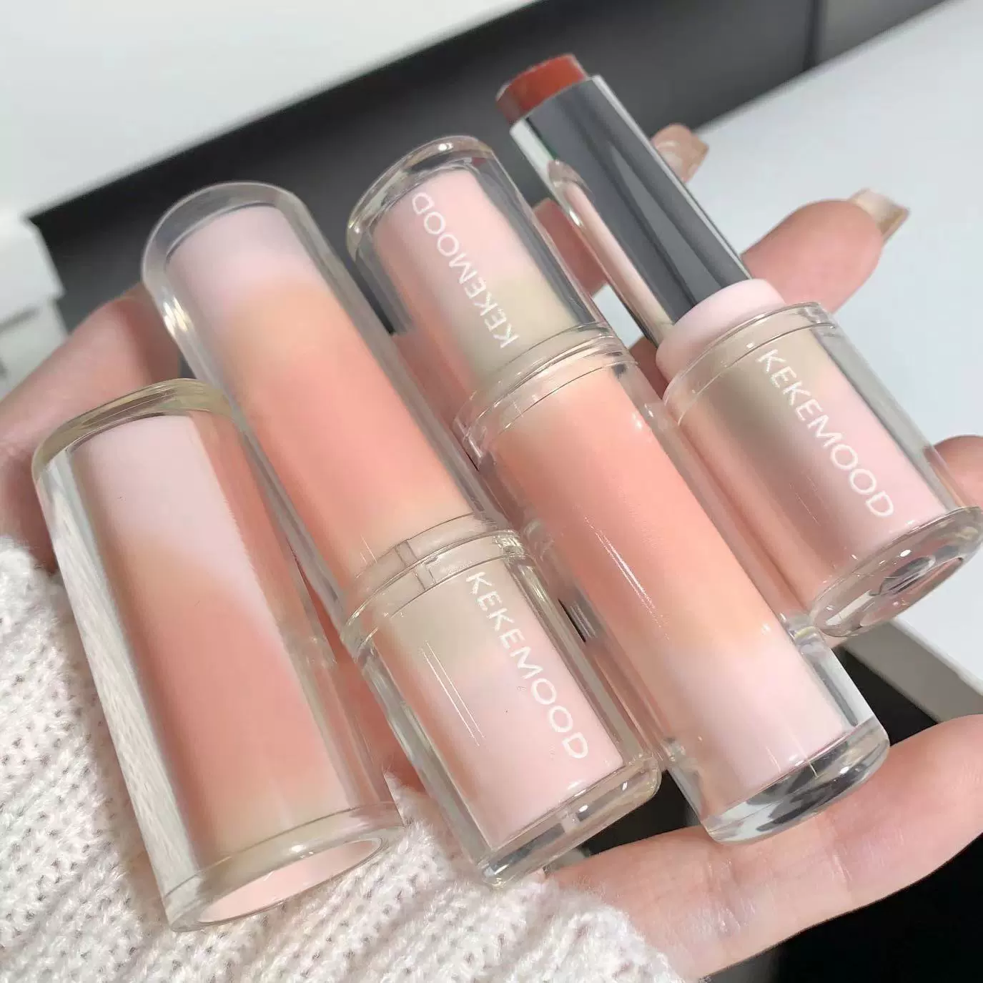 кекемуд Lip balm, увлажняющая помада, зеркальный эффект