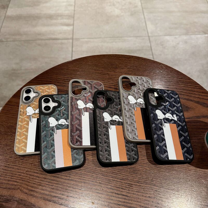 For Apple 16 mobile phone case Snoopy iphone15ProMax new semi-transparent 14 all-inclusive 13 sets of 12 creative For Apple 16 mobile phone case Snoopy iphone15ProMax new semi-transparent 14 all-inclusive 13 sets of 12 creative