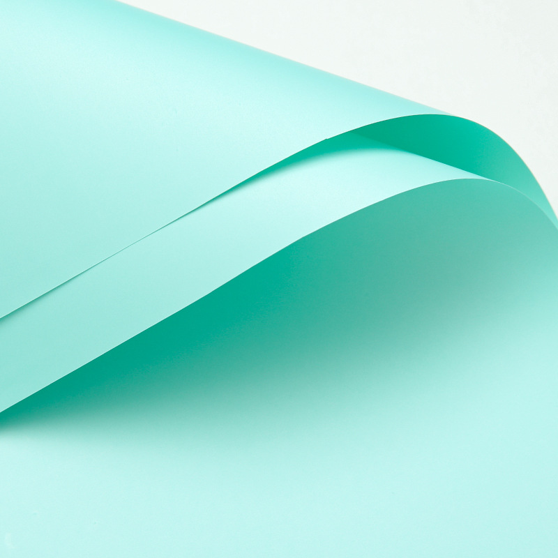 Papel de embalaje de flores al por mayor material de floristería ramo material de papel de embalaje material de embalaje papel de embalaje impermeable papel de doble cara bicolor Ouya