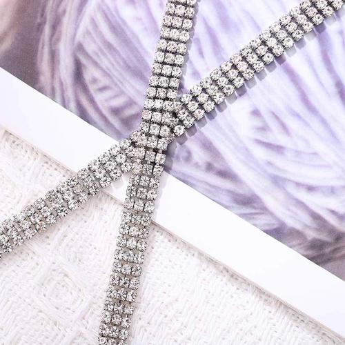 European and American fashion jewelry chest accessories, sexy hollow diamond-encrusted rhinestone chain, bikini chest chain, body chain