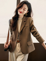 咖色西装外套女2025年秋新款气质小个子休闲职业短款小西服上衣