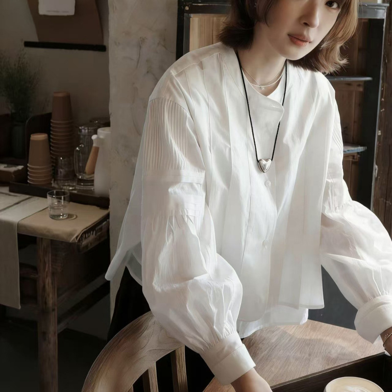Early Spring New Arrival: French-Style Round-Neck White Shirt for Women, Loose Fit for Petite Figures, Slimming Design with Puff Sleeves, Unique Design Shirt Early Spring New Arrival: French-Style Round-Neck White Shirt for Women, Loose Fit for Petite Figures, Slimming Design with Puff Sleeves, Unique Design Shirt