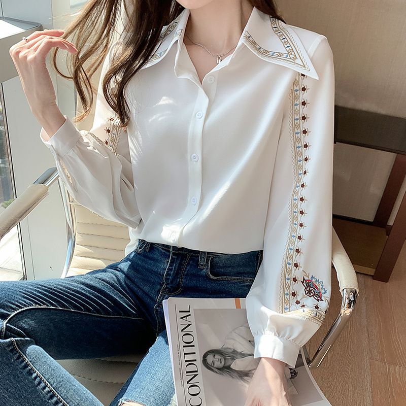 Autumn design fashionable retro elegant shirt