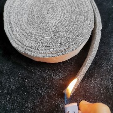 厂家供灰色阻燃毛毡条7/8"高温更换垫圈大绿蛋炉子自粘密封条配件