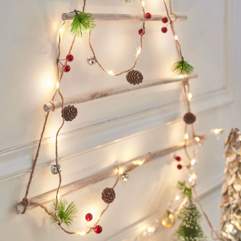 Сверкающая гирлянда Christmas Lights LED, шнуры света еловые шишки Рождественское украшение колокольчик цветной свет