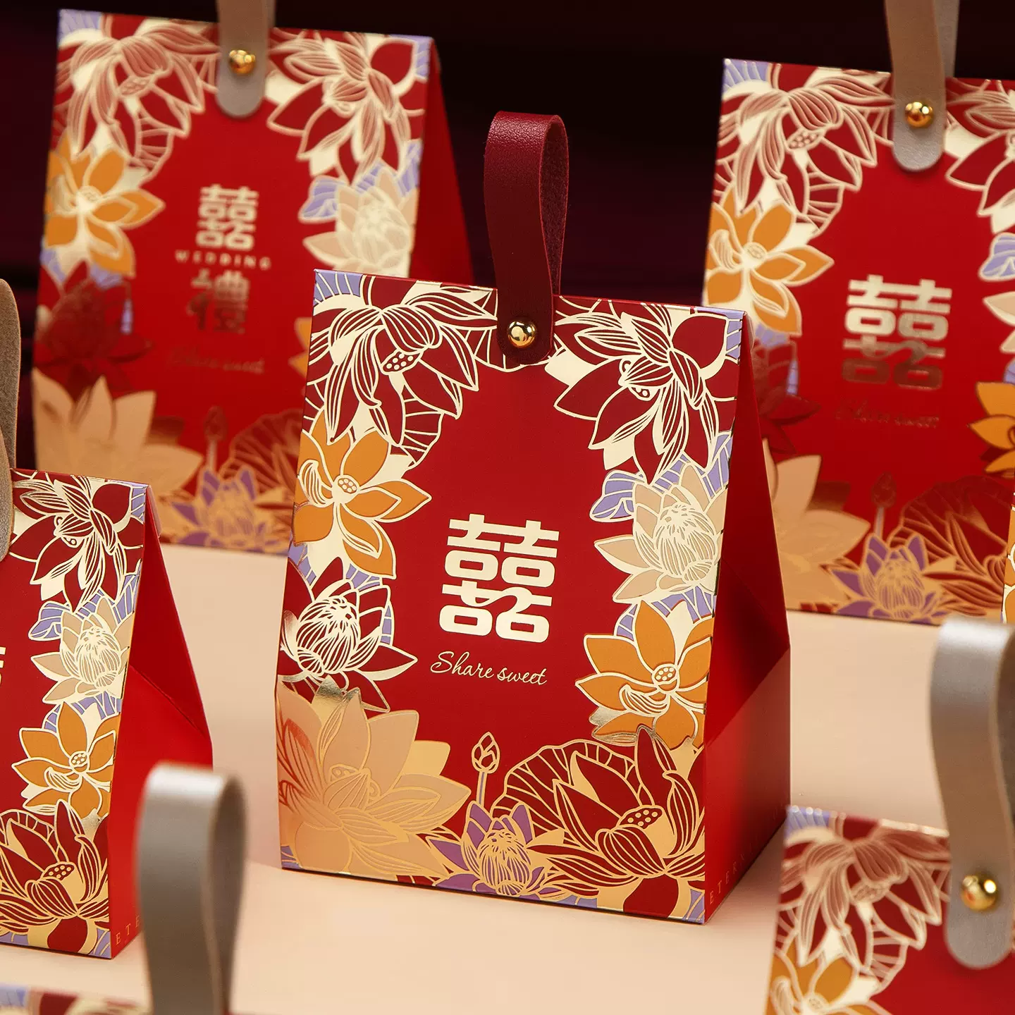 喜糖盒子结婚专用2025新款中式高级感订婚伴手礼品袋糖果礼盒批发