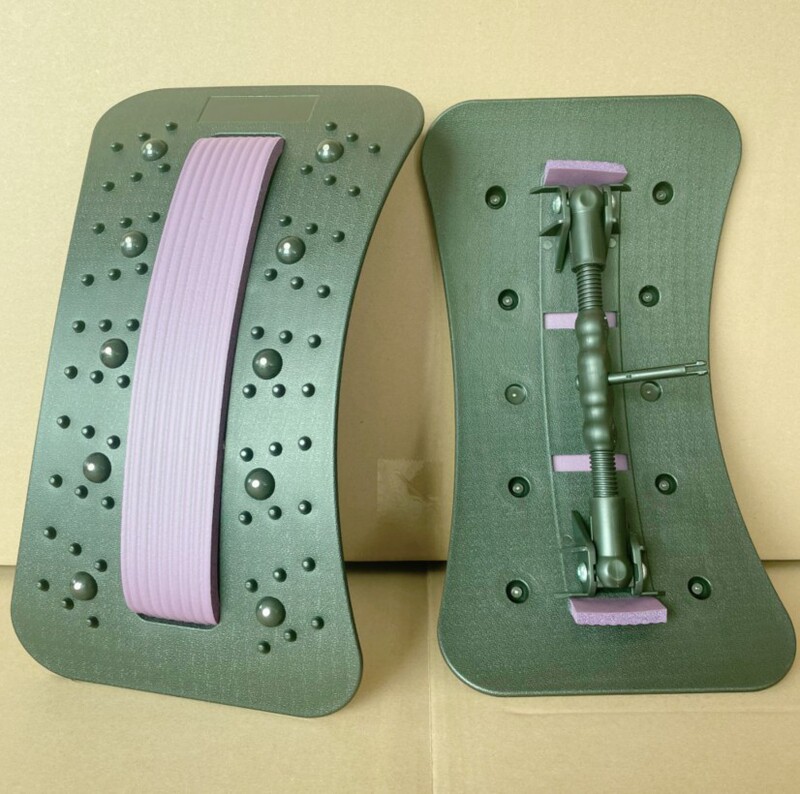 腰椎緩和器、ストレッチ器具、固定器、腰椎椎間板ヘルニア、背中マッサージ器、腰椎矯正器、クッション、脊椎|undefined