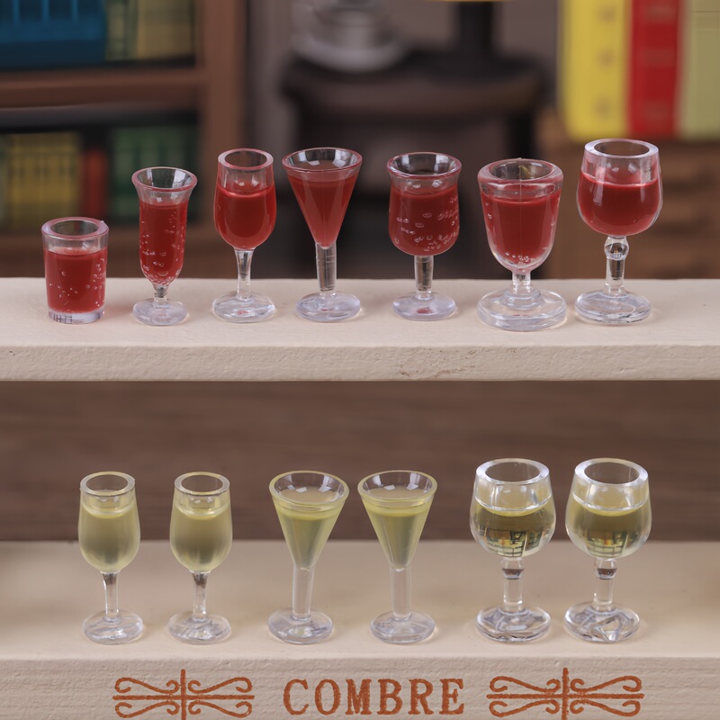 Simulated Mini Champagne and Wine Glasses DIY Handmade Accessories Miniature Scenery Dollhouse Toy Decorative Cups