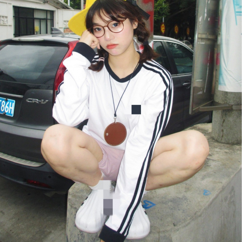 Spring and autumn style, embroidered logo, Jennie's same style, unisex, small logo embroidery, casual long-sleeve T-shirt, sports sweatshirt 582