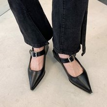 2025春季新款英伦风一字皮带口中跟小皮鞋外穿时尚玛丽珍鞋女鞋子