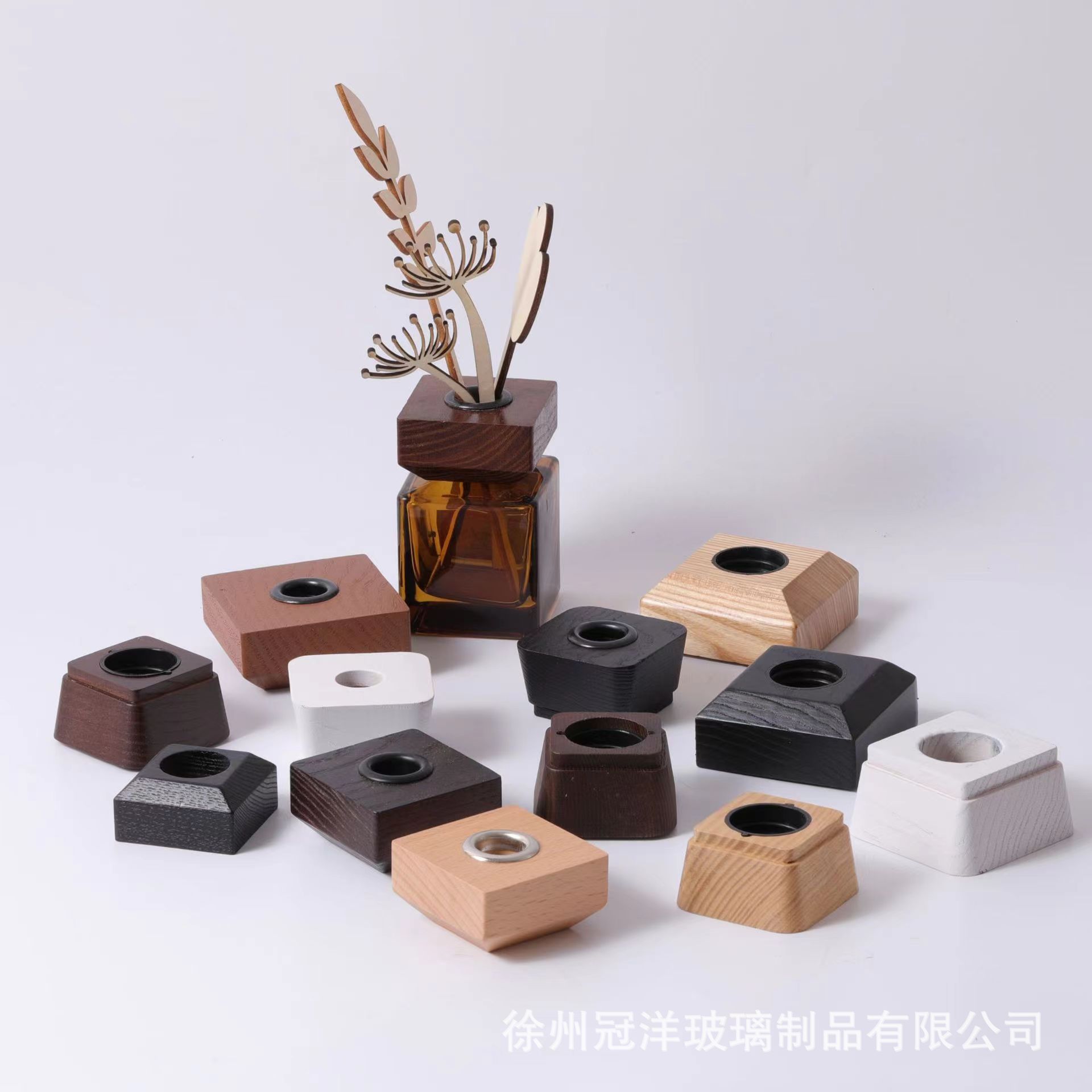 Botella de fragancia cuadrada de color 50ml 100ml botella de fragancia hotel adorno botella de fragancia de alta calidad de caña flor seca botella