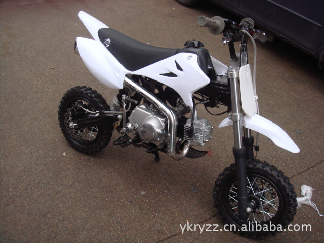 Off-Road Motorcycle Accessories Xr50 Is Suitable for Honda Fuel Tank Crf50 Plastic Oil Pot with Fuel Tank Cap