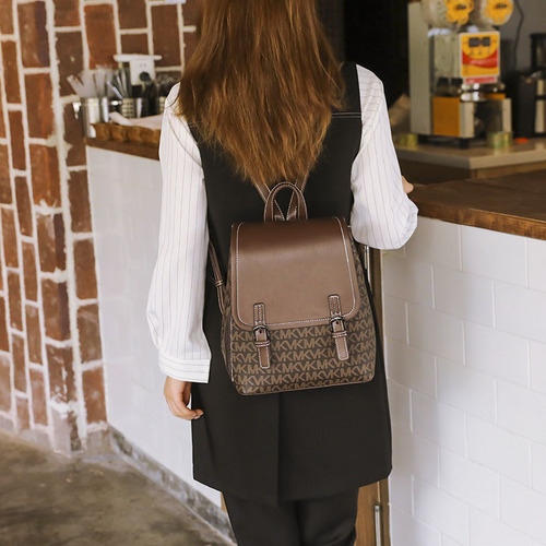 Hong Kong purchasing backpack women's fashionable and easy-to-match  new large-capacity printed anti-theft travel backpack school bag