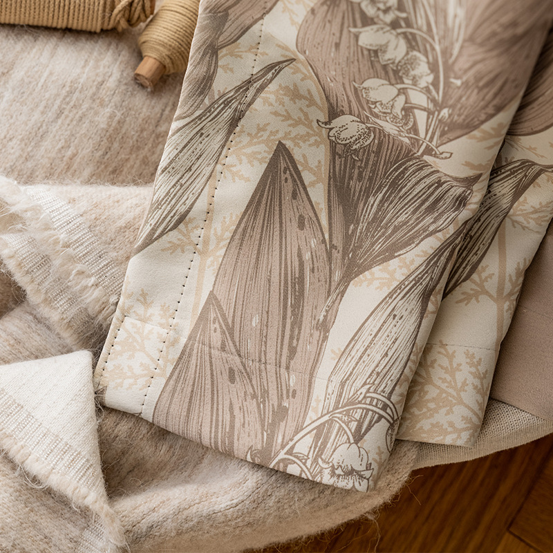 Nuevo tipo de madres y bebés gruesos Chenille cortina de aislamiento térmico de protección completa sala de estar dormitorio de lujo ligero aislamiento acústico cortina Shaoxing