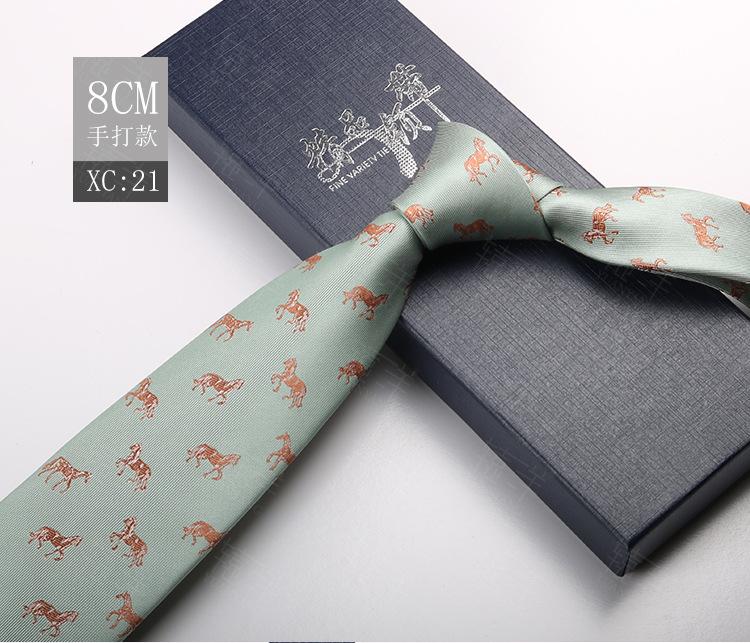 ネクタイの男性は韓国版のイギリスのレトロな茶色の縞の8cmの手で欧米風の学生の出勤職業の服を打ちます。