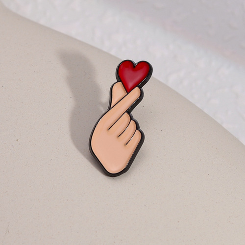 Bestselling Creative Cute Cartoon Finger Heart Alloy Pin for Men and Women, Couple Metal Bag Pin Accessory