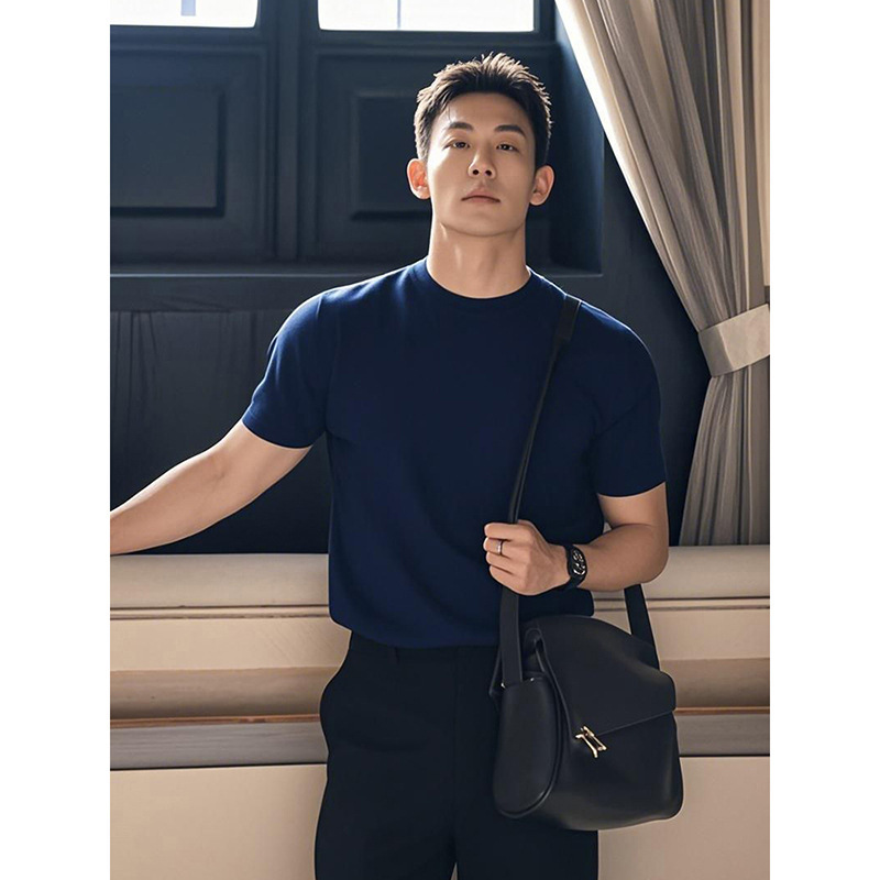 Mature and Stable Men's Cuffed T-Shirt Summer Navy Blue Fitness Short-Sleeved Muscle-Showing Right Shoulder Slim Half-Sleeve