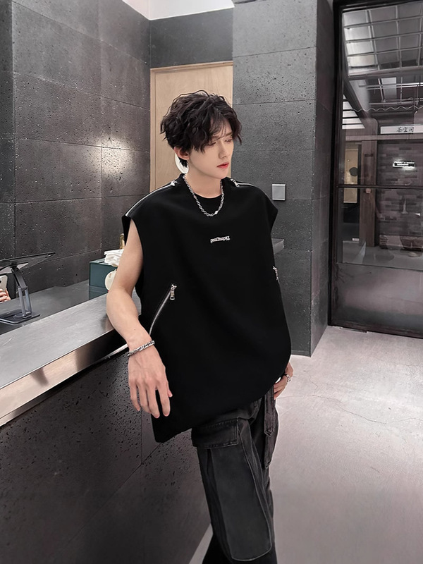 Unique Metal Deconstructed Black Vest for Men with a High-End Design, Zippered Sleeveless T-Shirt, Trendy Summer Tank Top