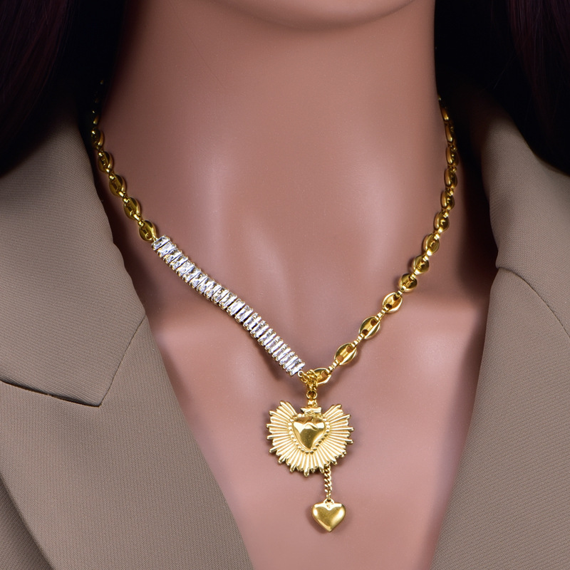 Collar con colgante de corazón acero inoxidable choker retro_voghion.com