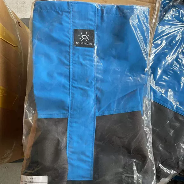 Adult snow cover/Ruang blue