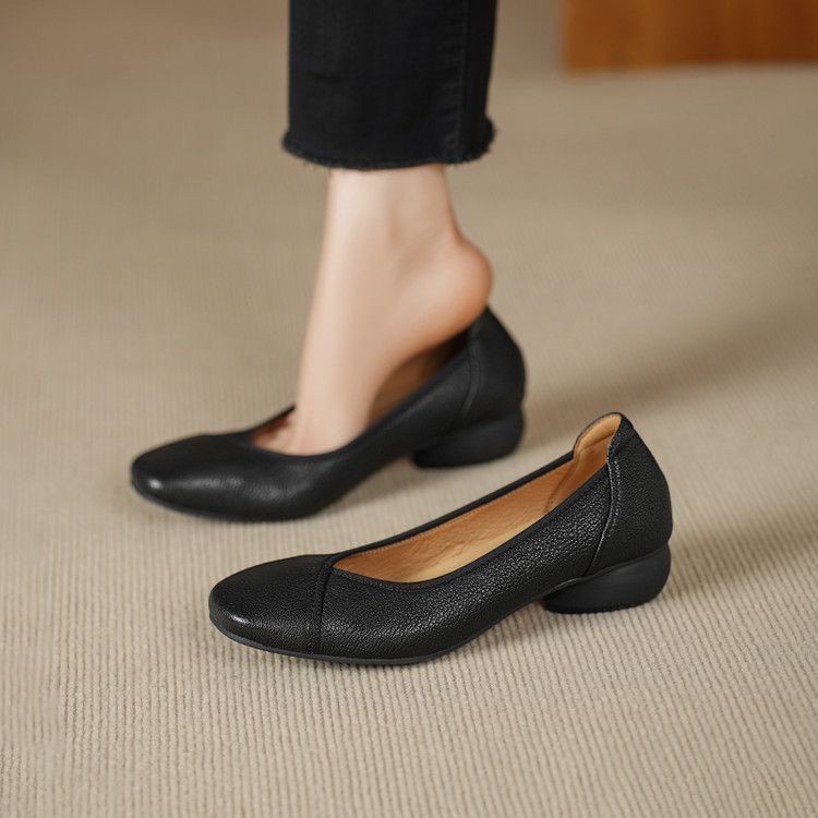 Zapatos de tacón bajo ultra suaves de piel suave de un pie zapatos de mujer primavera 2026 nuevo cómodo con base suave de cabeza cuadrada zapatos de frijoles